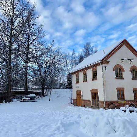 Franshammars vandrarhem Hassela Exteriör bild